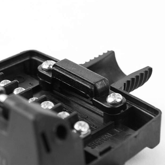 7 Pin Flat Trailer Plug Socket - Image 7