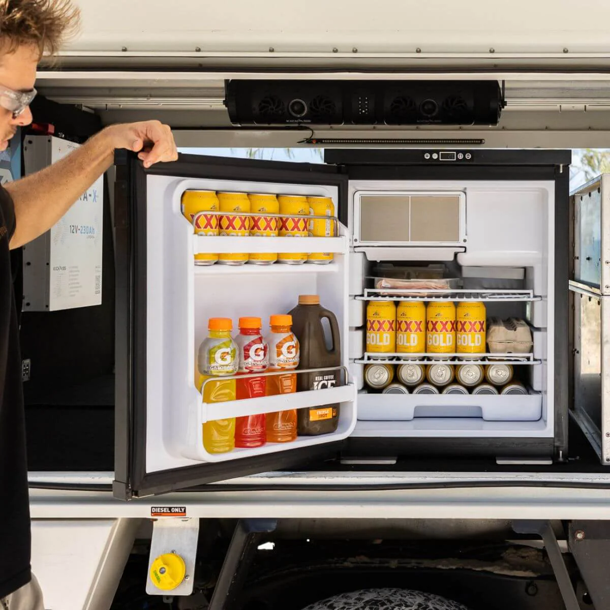 KickAss 80L Upright 12/24V Fridge and Freezer - Fan Forced - Image 2