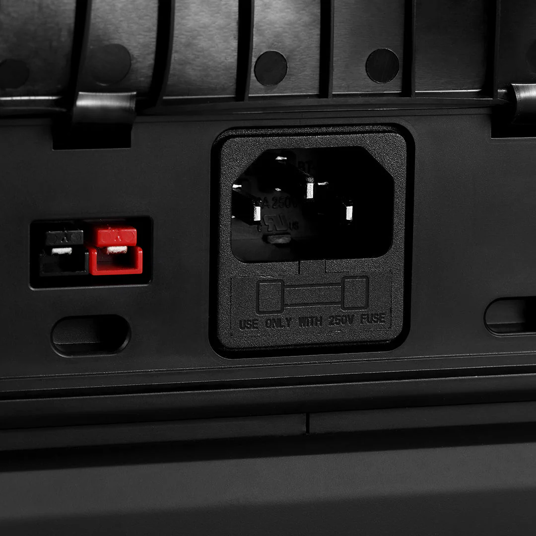 KickAss KickCharge 700 Lithium Power Station - 700W, 45.4Ah @ 12.8V - Image 8