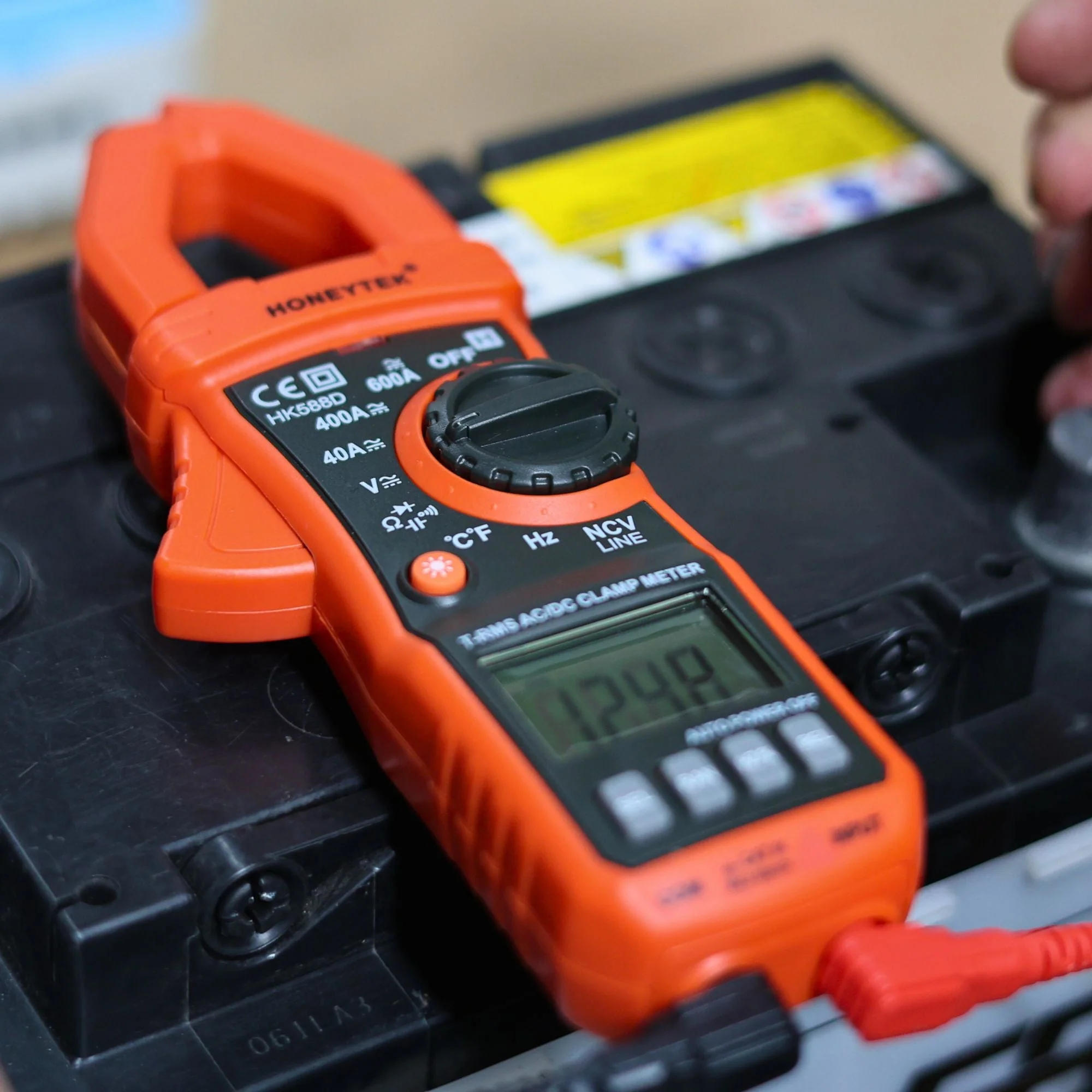Precision Digital Clamp MultiMeter - Image 2