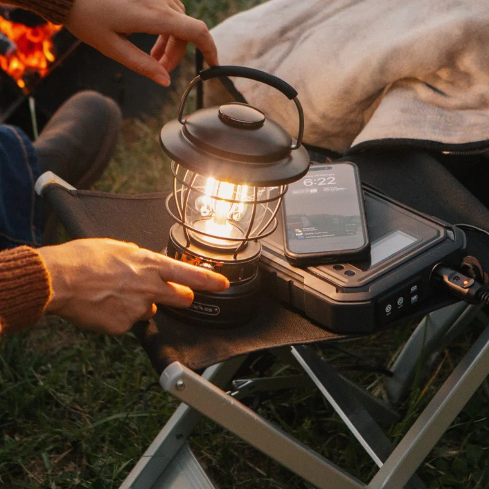 KickAss Vintage Camping Lantern - Black - Image 2